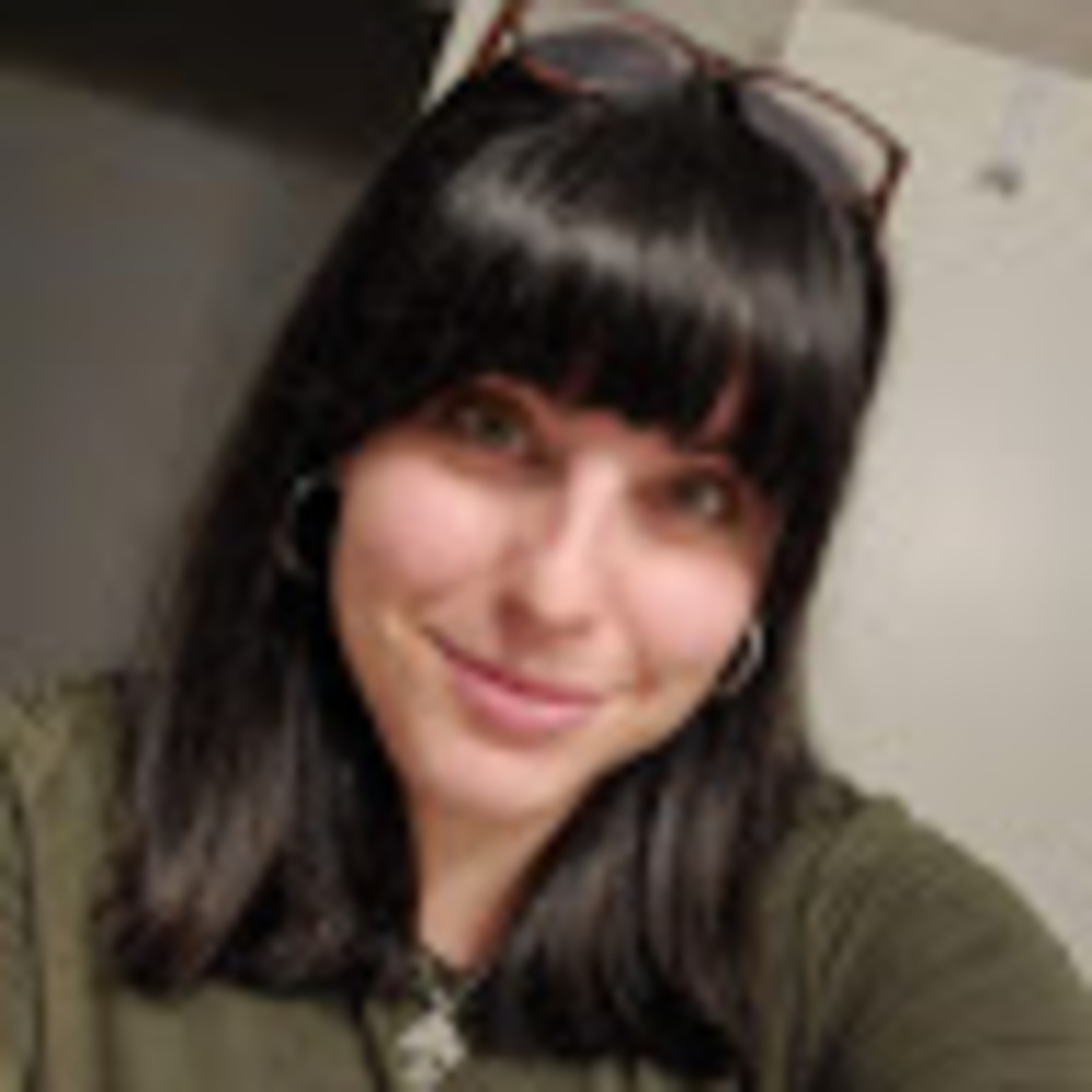 Meet your Posher, Lorien